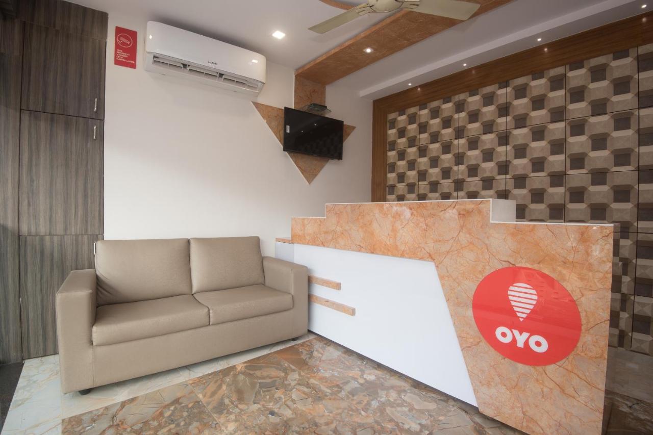 Oyo 14056 Golden Arch Hotel Mumbai Bagian luar foto