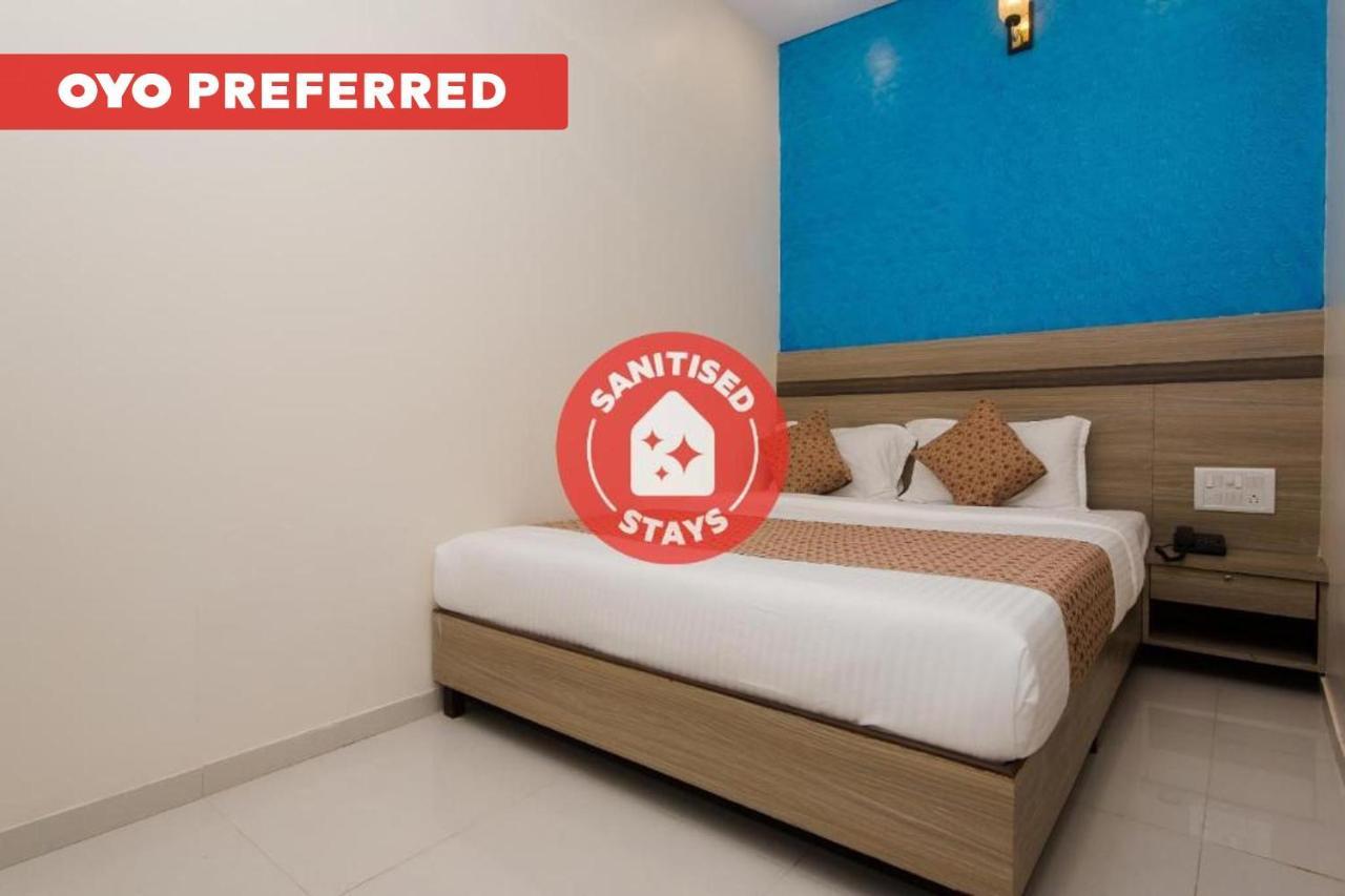 Oyo 14056 Golden Arch Hotel Mumbai Bagian luar foto